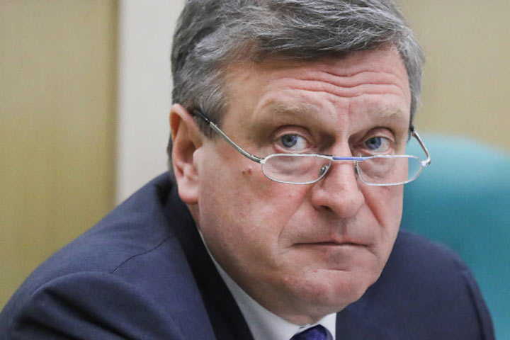 Губернатор Кировской области объявил об отставке вслед за томским главой  