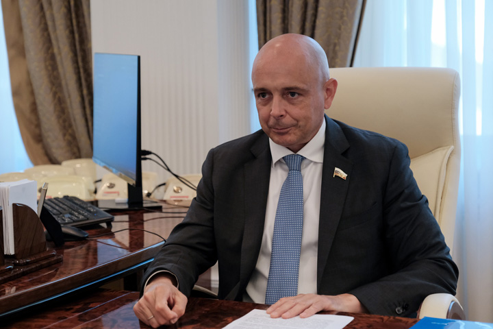 Депутат Сокол предложил передать полномочия регионального оператора муниципалитетам