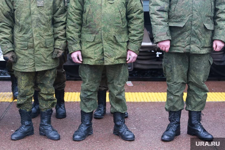 Из украинского плена возвращены трое российских летчиков