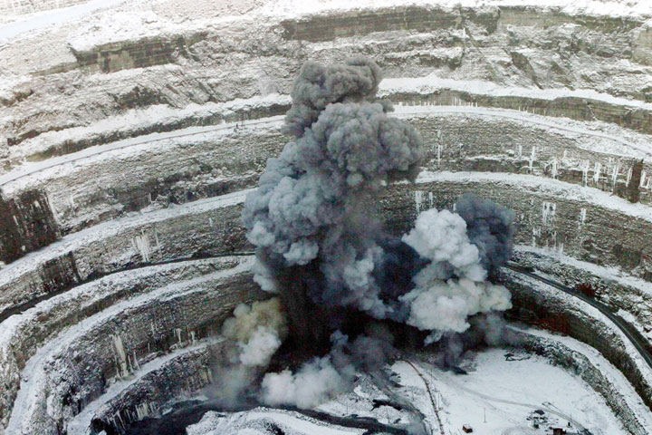 Информация о промышленных взрывах в Хакасии 31 января - 1 февраля