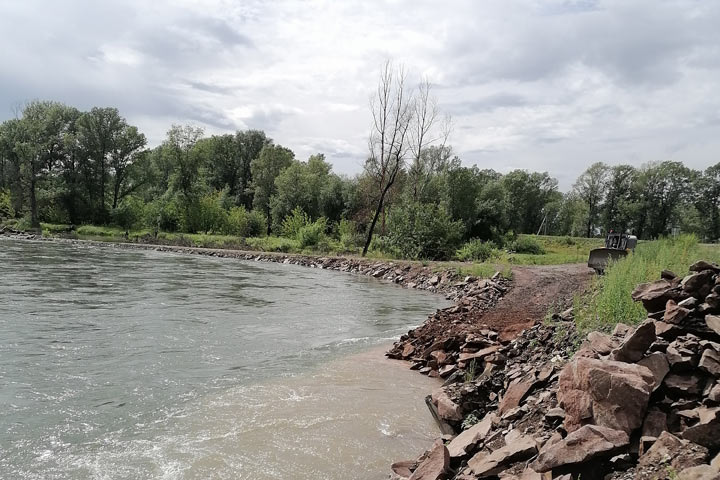 В Хакасии объявлено предупреждение о поднятии уровня воды в реке Абакан и ее притоках