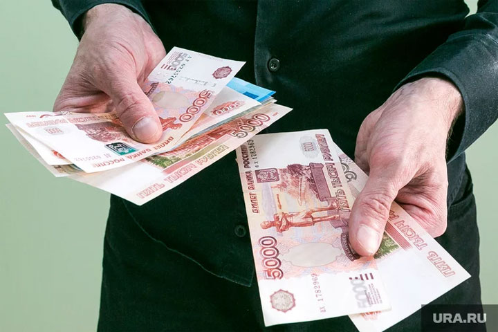 Как увеличатся пенсии и какие новые выплаты появятся у россиян в 2024 году